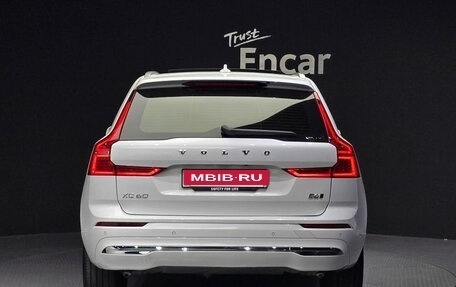 Volvo XC60 II, 2023 год, 3 600 000 рублей, 3 фотография