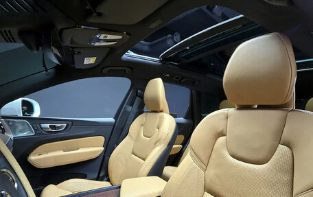 Volvo XC60 II, 2023 год, 3 600 000 рублей, 19 фотография