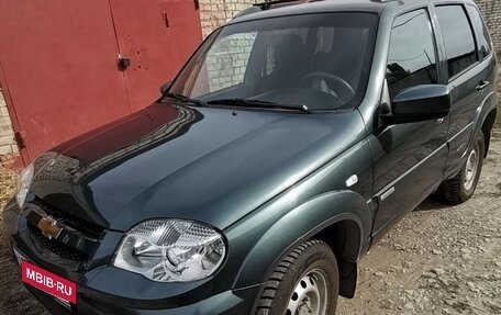 Chevrolet Niva I рестайлинг, 2017 год, 1 050 000 рублей, 2 фотография