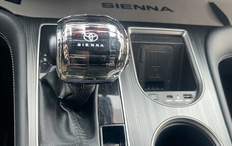 Toyota Sienna, 2024 год, 6 900 000 рублей, 14 фотография