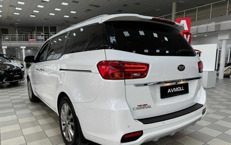 KIA Carnival III, 2018 год, 2 899 000 рублей, 9 фотография