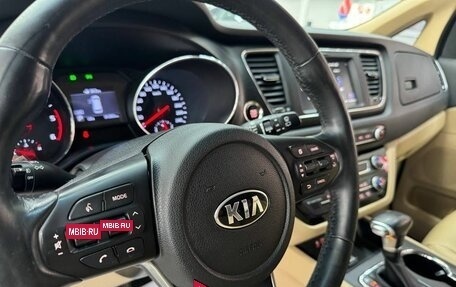 KIA Carnival III, 2018 год, 2 899 000 рублей, 15 фотография