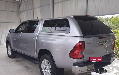Toyota Hilux VIII, 2018 год, 3 550 000 рублей, 6 фотография