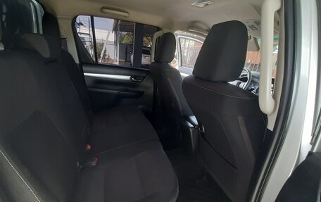 Toyota Hilux VIII, 2018 год, 3 550 000 рублей, 19 фотография