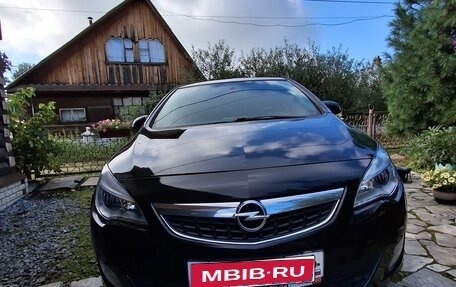Opel Astra J, 2012 год, 650 000 рублей, 1 фотография