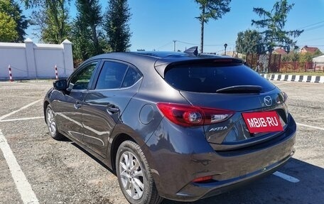 Mazda Axela, 2017 год, 1 310 000 рублей, 4 фотография