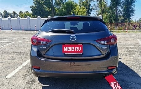 Mazda Axela, 2017 год, 1 310 000 рублей, 5 фотография