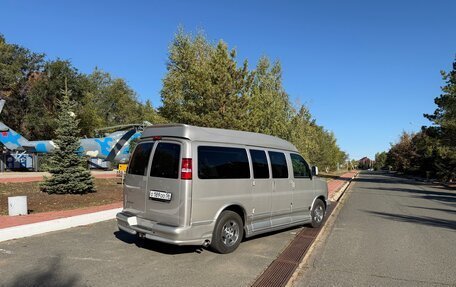 Chevrolet Express II, 2006 год, 2 250 000 рублей, 3 фотография