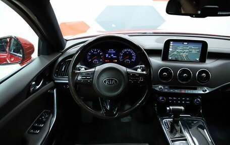 KIA Stinger I, 2018 год, 2 090 000 рублей, 13 фотография