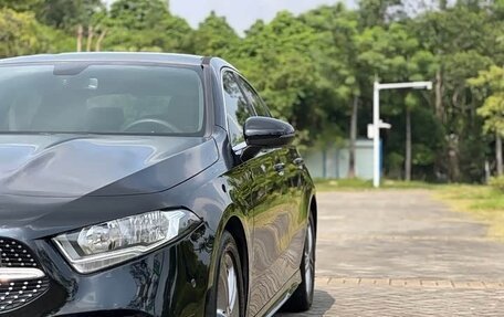 Mercedes-Benz A-Класс, 2020 год, 1 600 000 рублей, 2 фотография