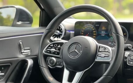 Mercedes-Benz A-Класс, 2020 год, 1 600 000 рублей, 11 фотография