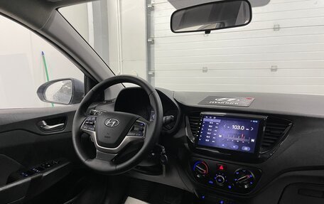 Hyundai Solaris II рестайлинг, 2018 год, 1 099 000 рублей, 9 фотография