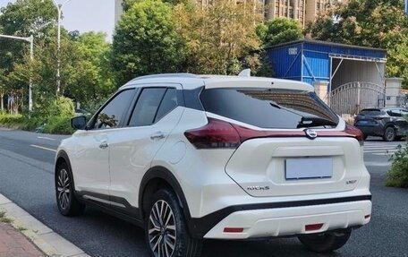 Nissan Kicks I, 2022 год, 1 605 000 рублей, 4 фотография