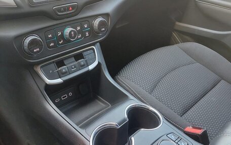 GMC Terrain, 2022 год, 2 700 000 рублей, 8 фотография