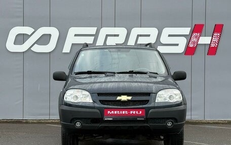 Chevrolet Niva I рестайлинг, 2011 год, 580 000 рублей, 3 фотография