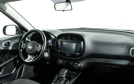 KIA Soul III, 2019 год, 1 799 777 рублей, 9 фотография