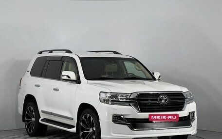 Toyota Land Cruiser 200, 2015 год, 5 200 000 рублей, 3 фотография
