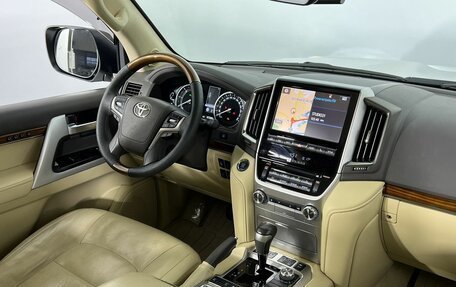 Toyota Land Cruiser 200, 2015 год, 5 200 000 рублей, 14 фотография