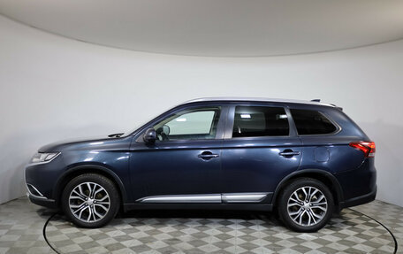 Mitsubishi Outlander III рестайлинг 3, 2018 год, 1 549 000 рублей, 8 фотография