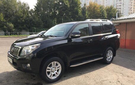 Toyota Land Cruiser Prado 150 рестайлинг 2, 2012 год, 3 100 000 рублей, 2 фотография