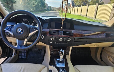 BMW 5 серия, 2009 год, 1 350 000 рублей, 9 фотография