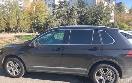 Volkswagen Tiguan II, 2018 год, 2 230 000 рублей, 4 фотография