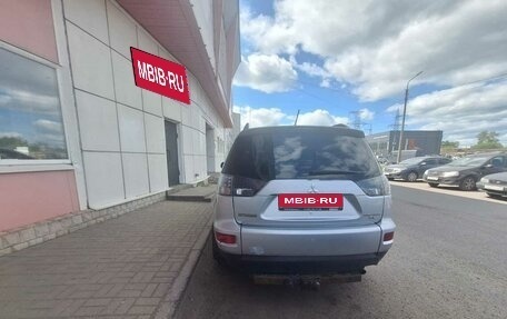 Mitsubishi Outlander III рестайлинг 3, 2010 год, 950 000 рублей, 1 фотография