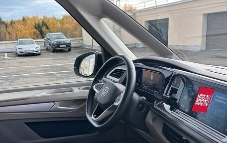 Volkswagen Multivan, 2021 год, 6 200 000 рублей, 9 фотография