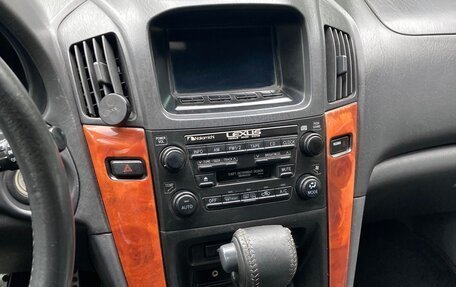 Lexus RX IV рестайлинг, 2000 год, 720 000 рублей, 10 фотография