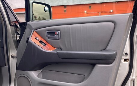 Lexus RX IV рестайлинг, 2000 год, 720 000 рублей, 12 фотография
