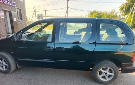 Chrysler Voyager III, 1997 год, 500 000 рублей, 3 фотография