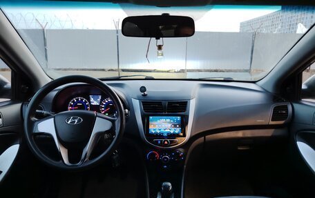 Hyundai Solaris II рестайлинг, 2012 год, 520 000 рублей, 9 фотография