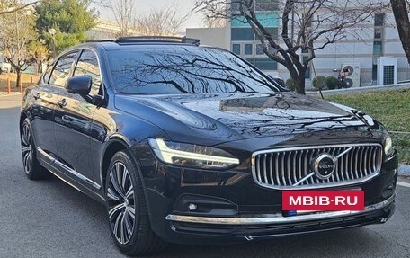 Volvo S90 II рестайлинг, 2022 год, 2 860 000 рублей, 5 фотография