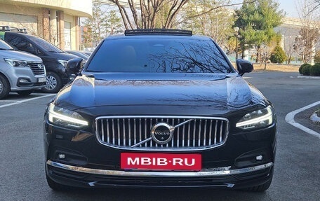 Volvo S90 II рестайлинг, 2022 год, 2 860 000 рублей, 6 фотография