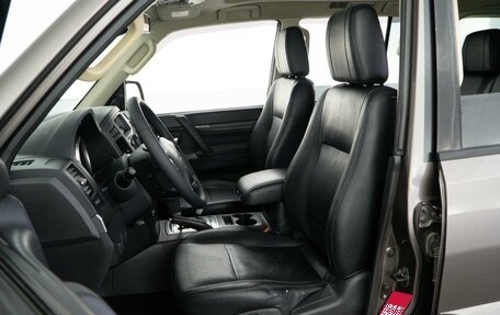 Mitsubishi Pajero IV, 2013 год, 2 019 050 рублей, 10 фотография