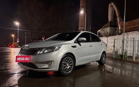 KIA Rio III рестайлинг, 2014 год, 795 000 рублей, 2 фотография