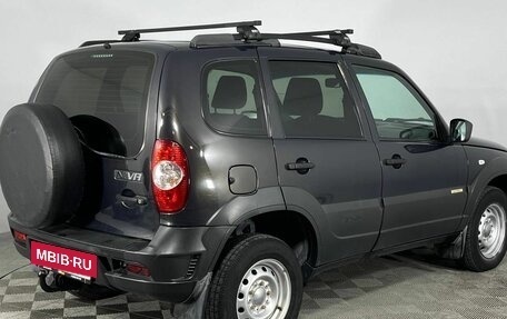 Chevrolet Niva I рестайлинг, 2017 год, 755 000 рублей, 5 фотография