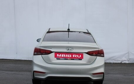 Hyundai Solaris II рестайлинг, 2017 год, 1 295 000 рублей, 6 фотография