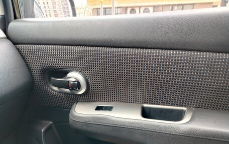 Nissan Tiida, 2011 год, 700 000 рублей, 8 фотография