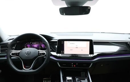 Volkswagen Teramont I, 2022 год, 3 840 000 рублей, 7 фотография