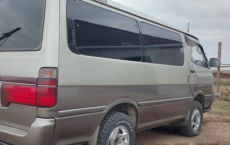 Toyota HiAce H100, 1992 год, 1 180 000 рублей, 4 фотография