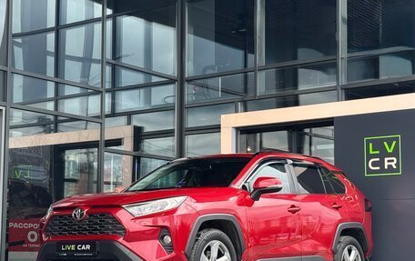 Toyota RAV4, 2021 год, 2 400 000 рублей, 3 фотография