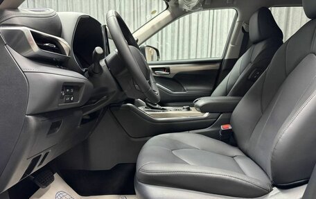 Toyota Highlander, 2025 год, 5 800 000 рублей, 17 фотография