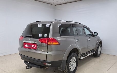 Mitsubishi Pajero Sport II рестайлинг, 2013 год, 1 750 000 рублей, 4 фотография