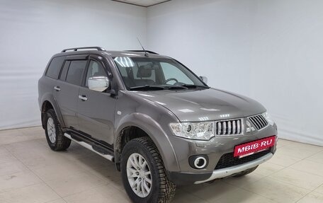 Mitsubishi Pajero Sport II рестайлинг, 2013 год, 1 750 000 рублей, 3 фотография