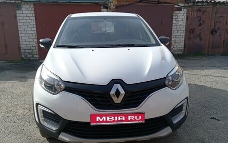 Renault Kaptur I рестайлинг, 2019 год, 1 435 000 рублей, 1 фотография
