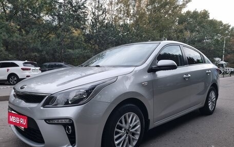 KIA Rio IV, 2018 год, 1 400 000 рублей, 2 фотография