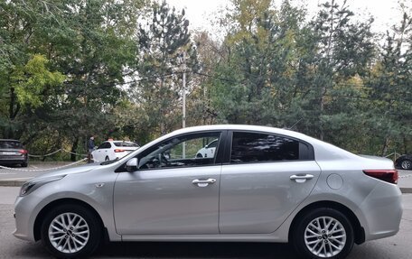 KIA Rio IV, 2018 год, 1 400 000 рублей, 12 фотография