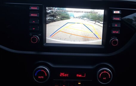 KIA Rio IV, 2018 год, 1 400 000 рублей, 24 фотография