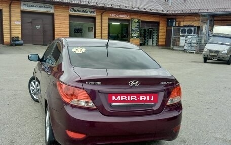 Hyundai Solaris II рестайлинг, 2011 год, 750 000 рублей, 3 фотография